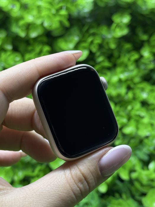 Apple Watch SE3, 44mm, Starlight | Епл Вотч СЕ3, 44мм, белые