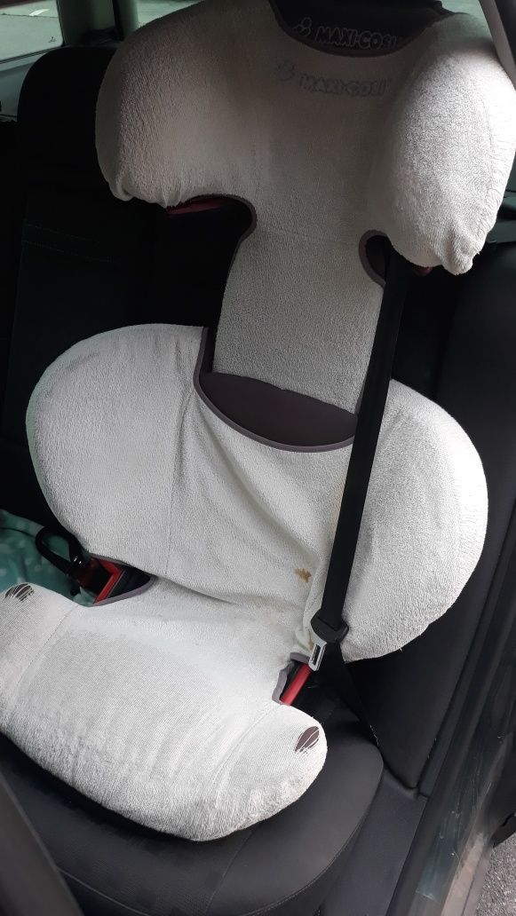 fotelik samochodowy Maxi-Cosi (15-36 kg)