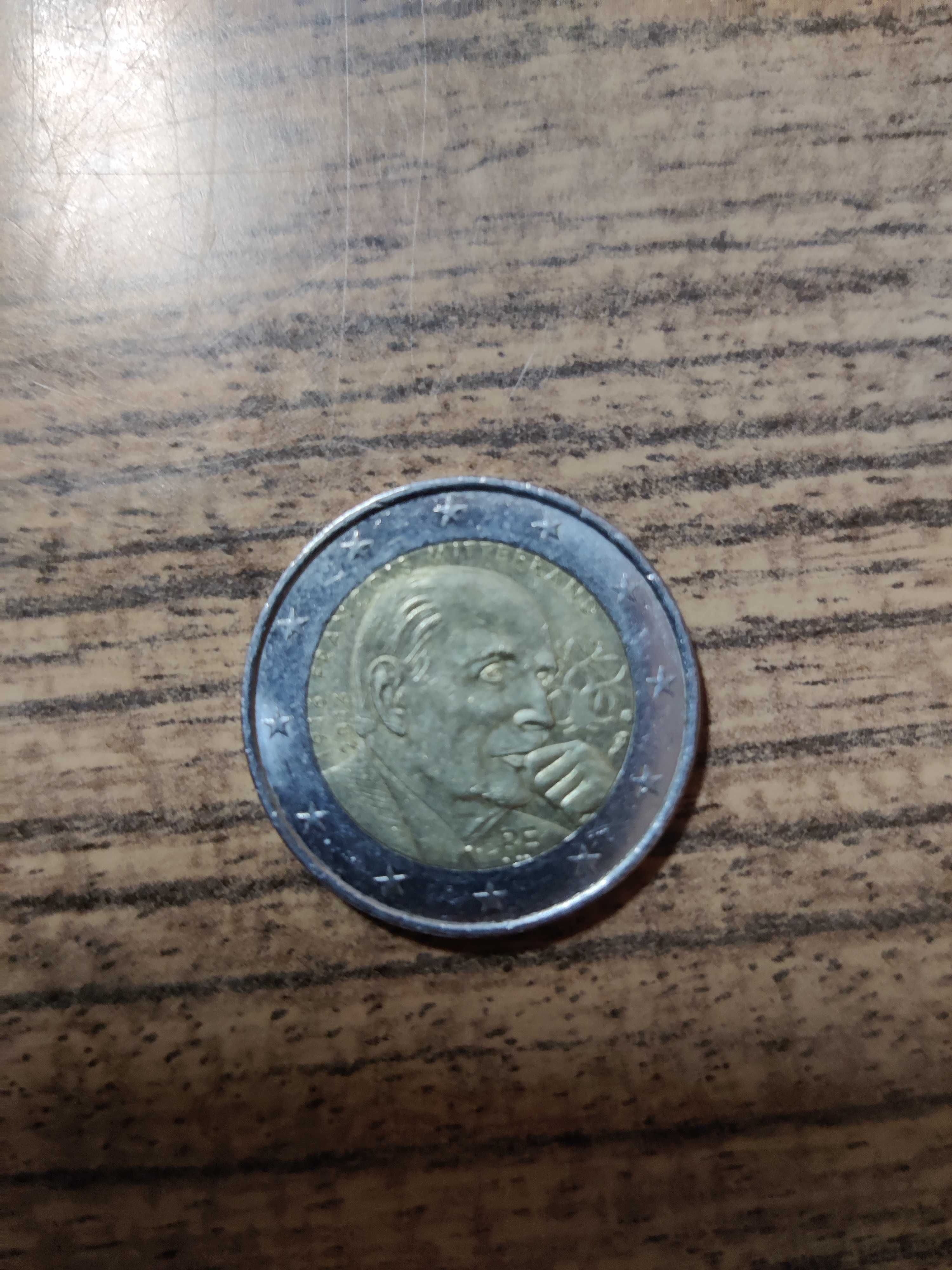 Moedas de 2 comemorativas e moeda de 2 grega com "s"