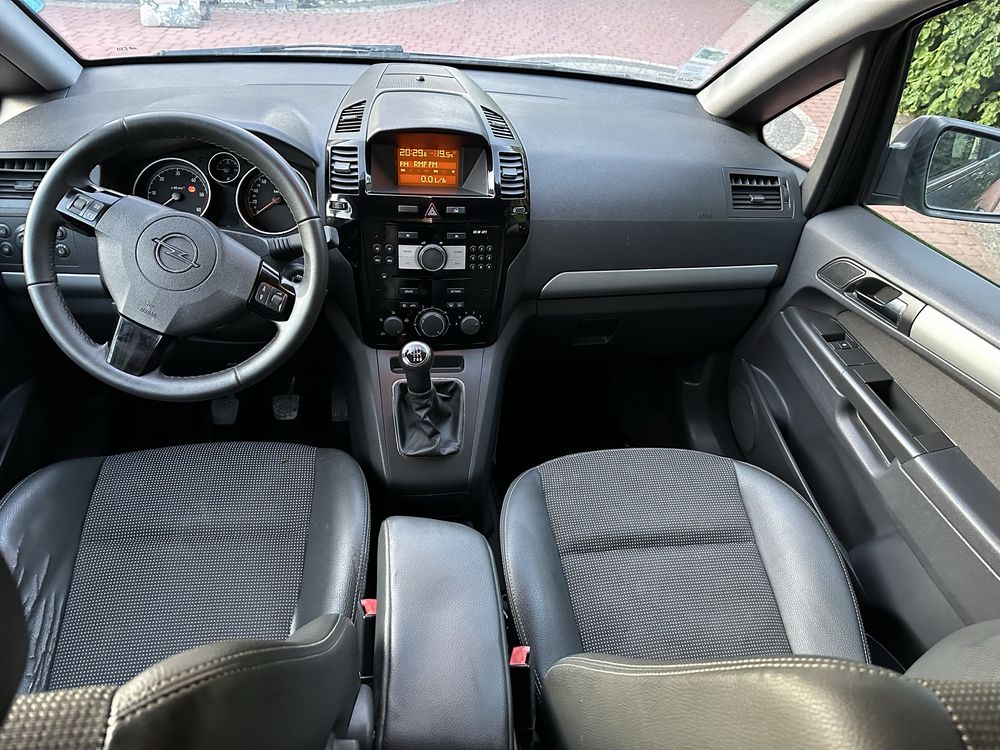 Opel Zafira 1.7 CDTI 110km * 7-osobowy *