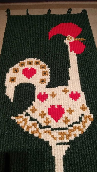 Tapete Vintage Tecido Galo Pendurado na Parede Corações de Portugal