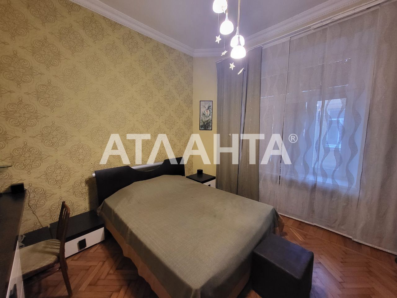 Продам 4-комнатную квартиру с ремонтом на ул. Софиевской, Центр