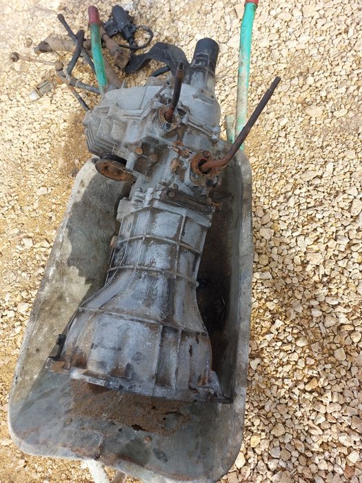 Isuzu Trooper мост