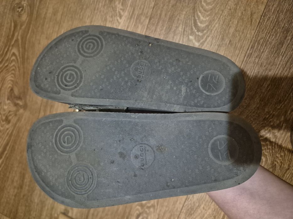 Шикарные шлепанцы Gucci