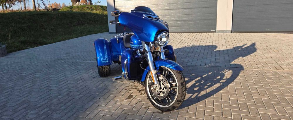 Wyjątkowy HARLEY-DAVIDSON FREEWHEELER FLRT (2019) – Homologacja B!