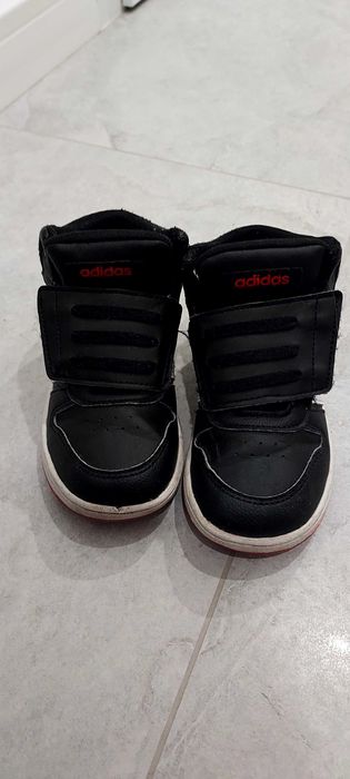 Sprzedam buty jesień zima, Adidas