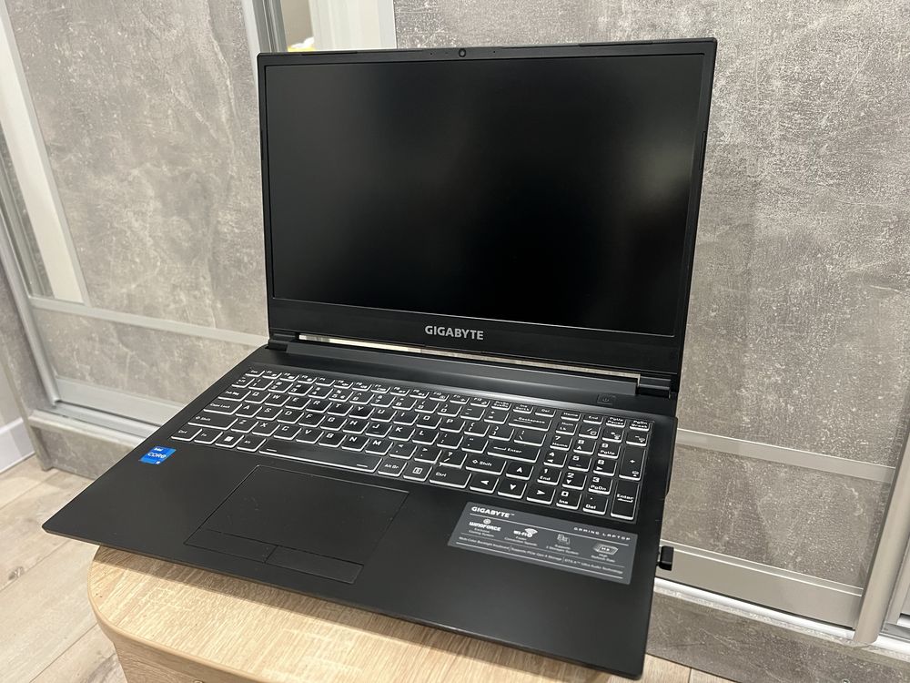 Ігровий ноутбук Gigabyte G5-MD