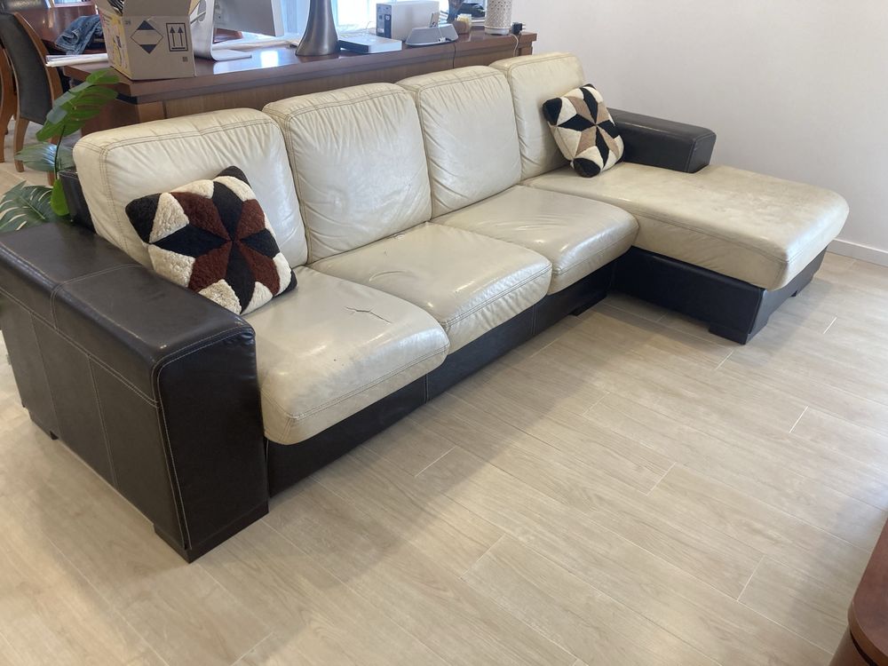 Sofá de 3 lugares e chaise longue