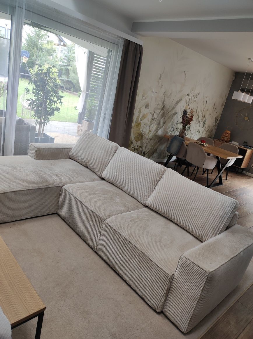 Beżowa sztruksowa kanapa narożnik duży sofa  funkcja spania