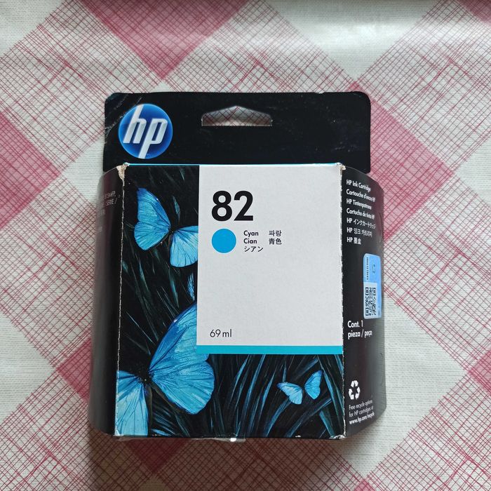 Новий  , оригінальний , струменевий картридж НР С4911А 82 С