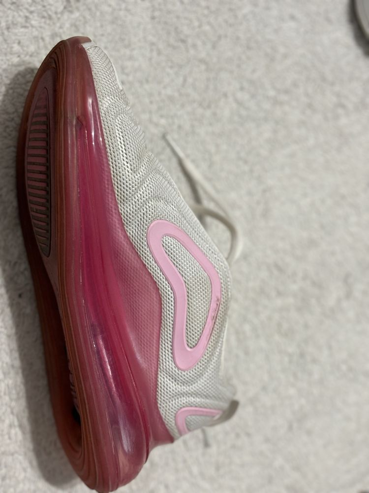 Nike air max 720 36.5 23 cm biało różowe na siłownie do biegania