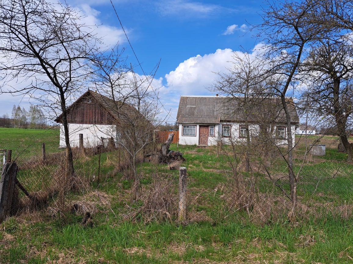 Продам  будинок в с. Новаки ВЛАСНИК