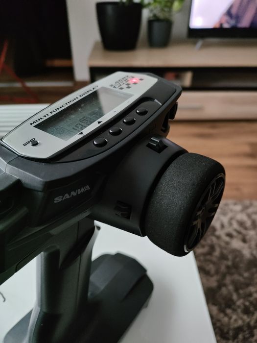 Aparatura SANWA MX-6 (dwa odbiorniki)