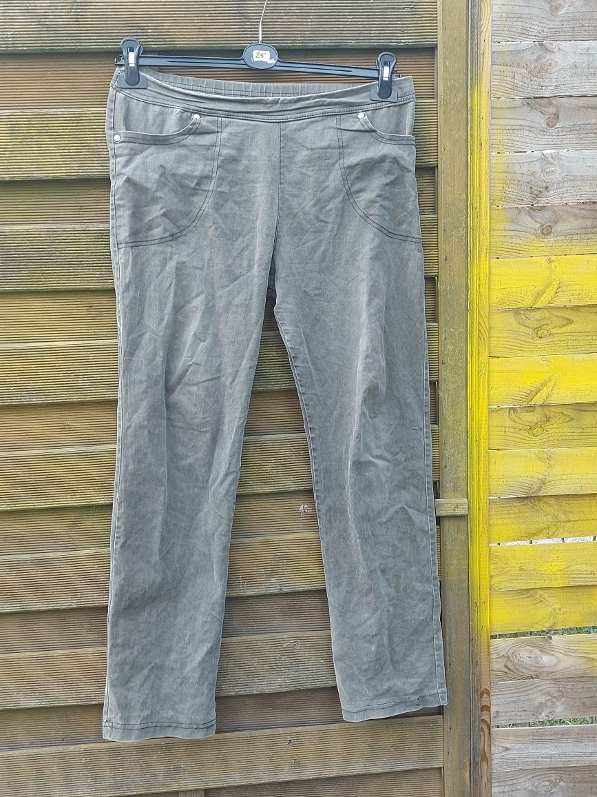 Leginsy damskie rozmiar M/L