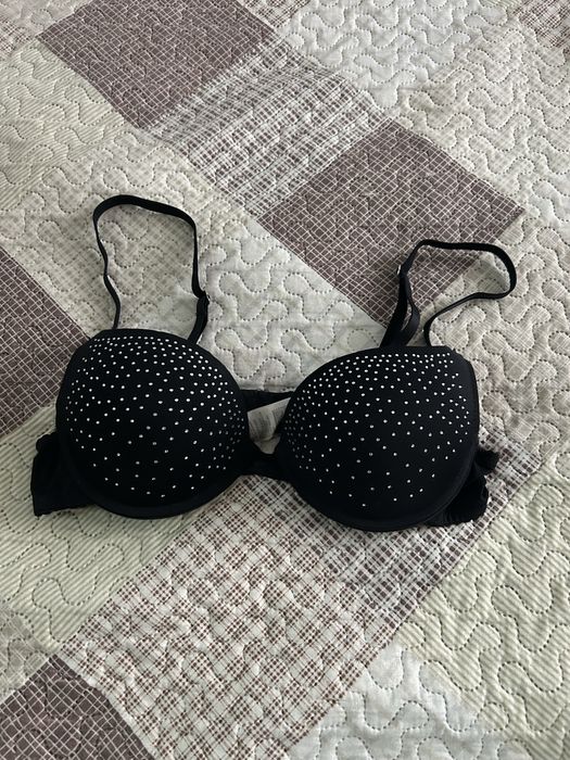 Бюстгалтер у стразах 70 В