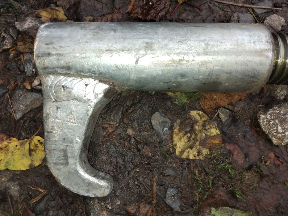 Стяжка( знімач) гусенець