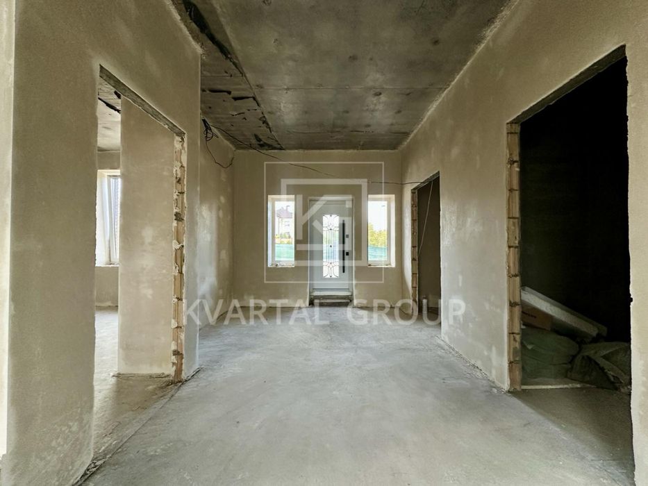 Продам котедж в предмісті Києва в елітному районі . Якісне будівництво