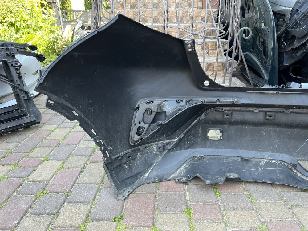 Бампер задній Toyota C-HR 2016-2017-2018-2019-2020