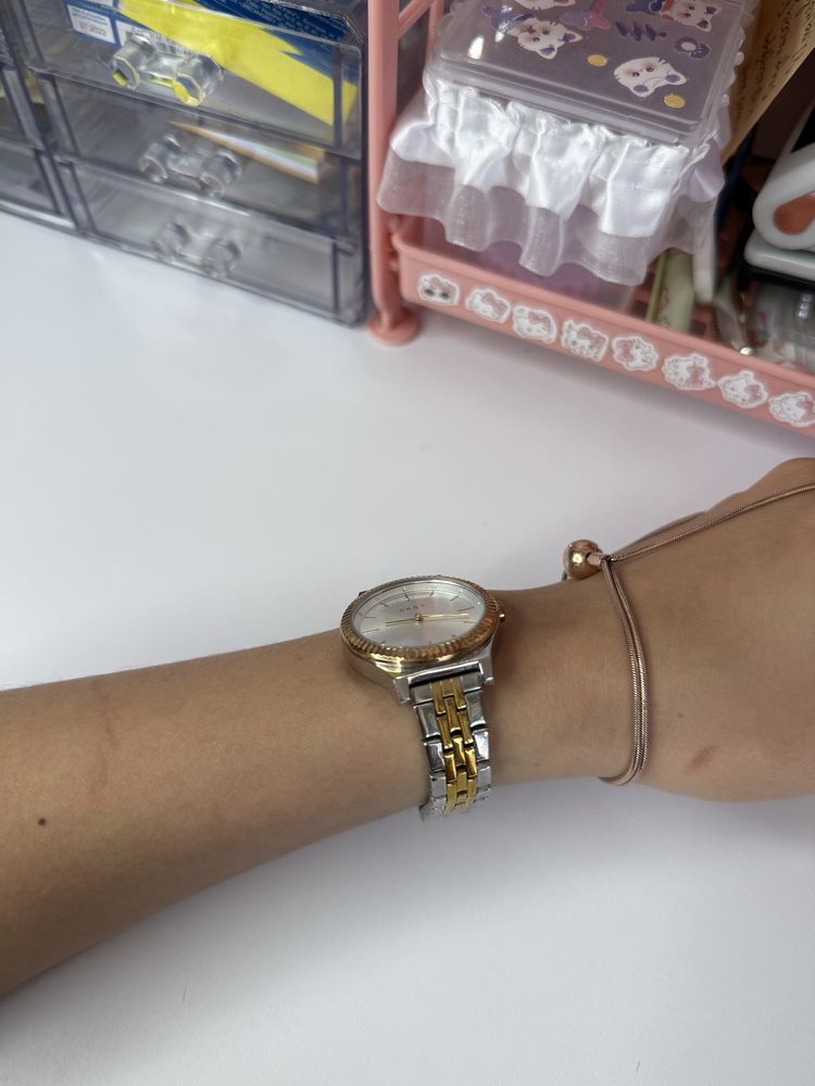 Часи DKNY NY-2980
