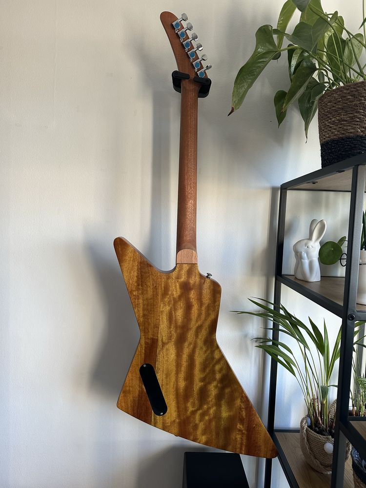 Gitara elektryczna Explorer - kit DIY