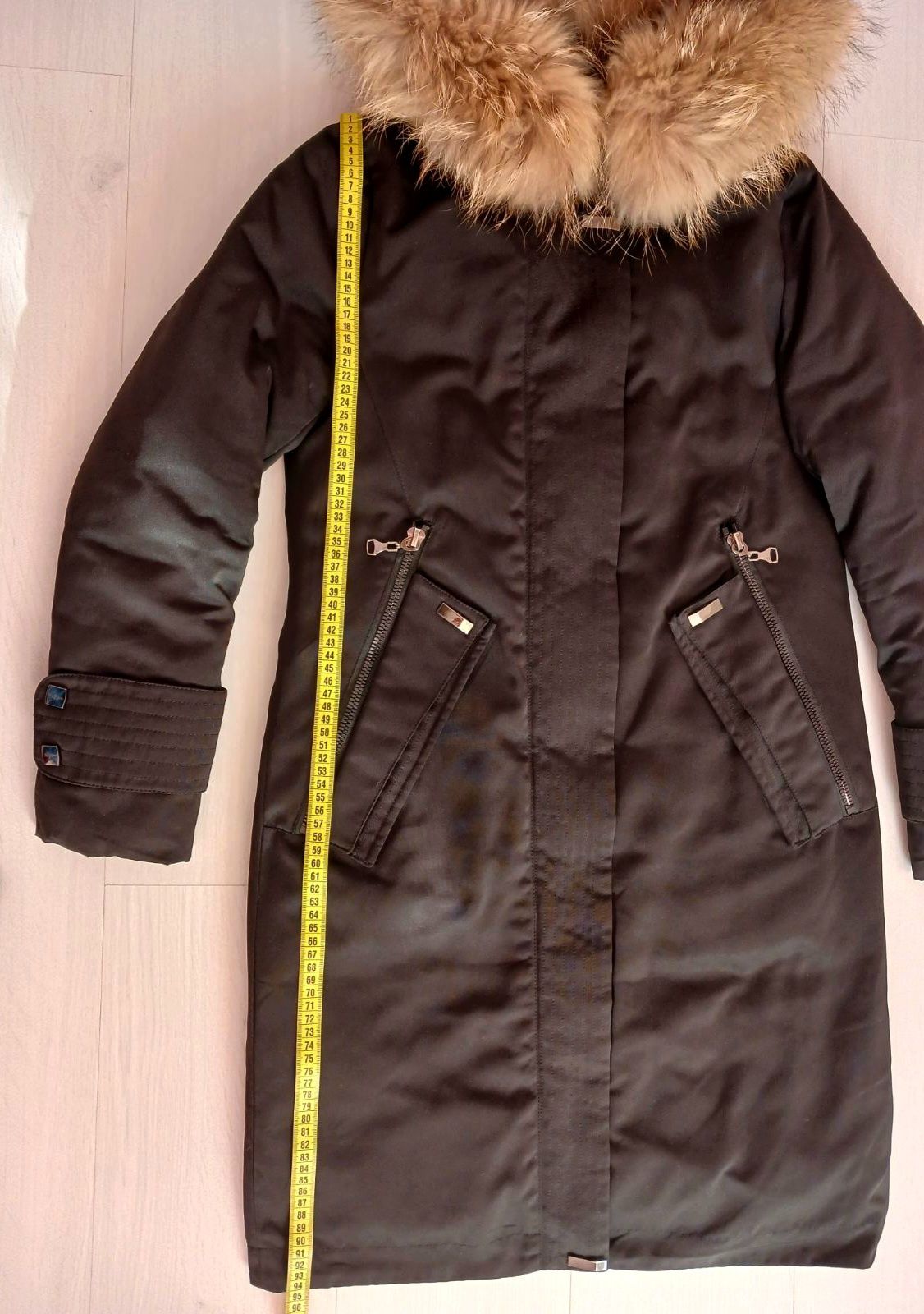 Теплий зимовий пуховик куртка пальто чорне натуральне хутро Kapre S M