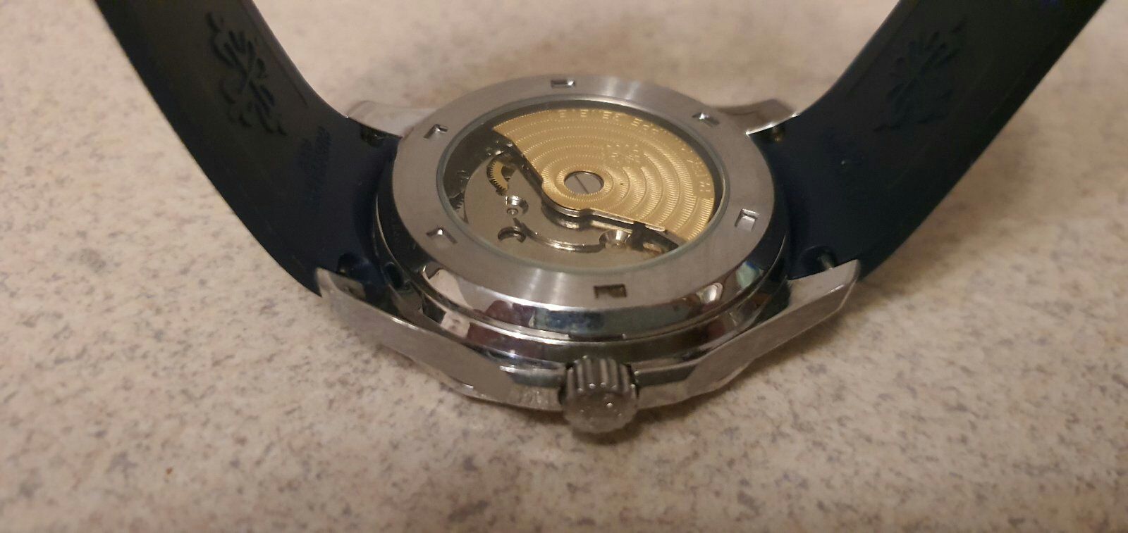 Часы Patek Philippe Aquanaut сапфировое стекло