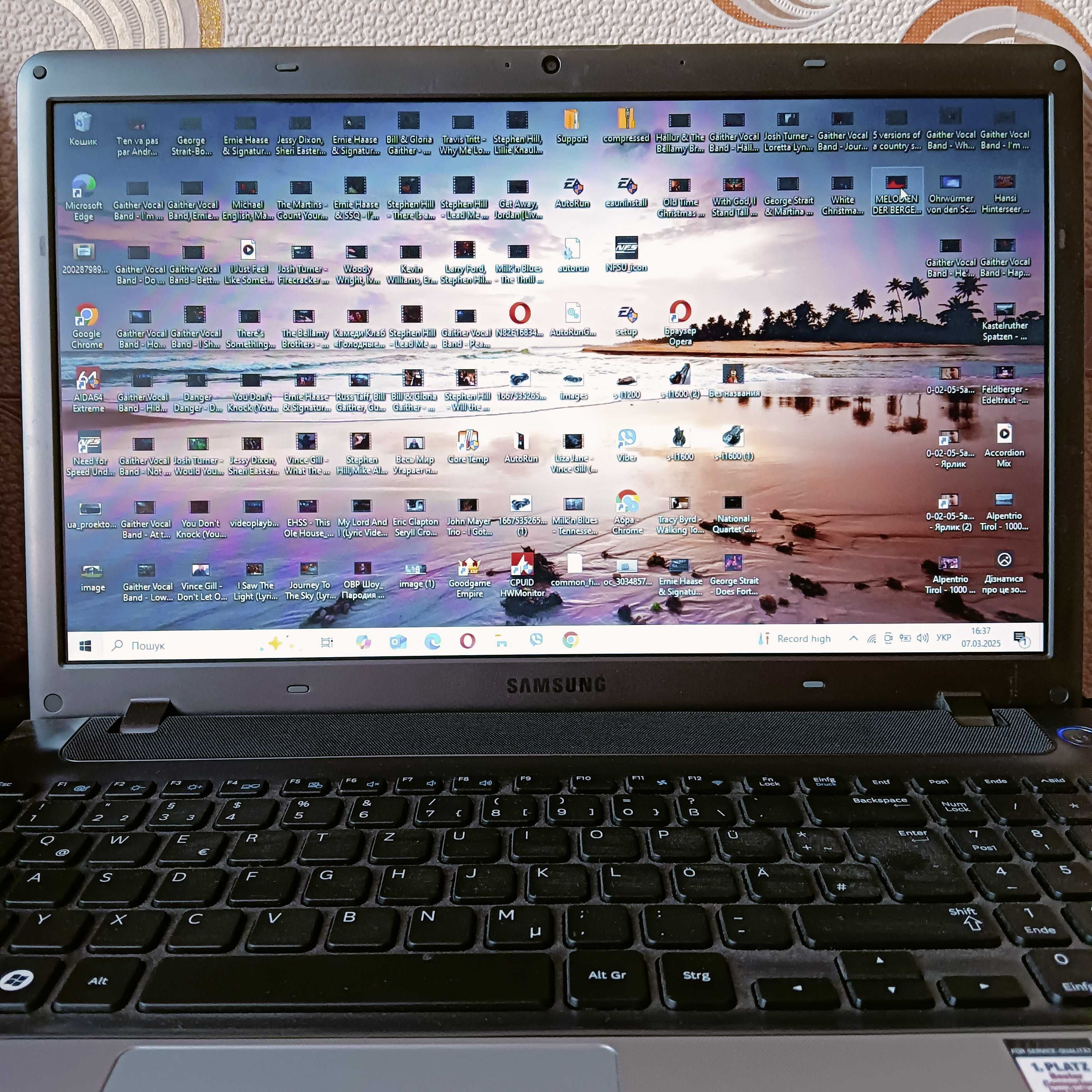 Ноутбук Samsung 355V Samsung R540
