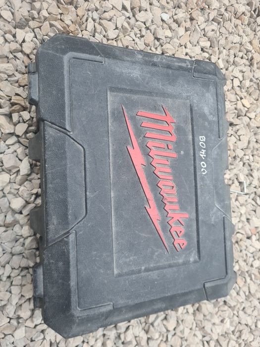 Milwaukee m12 walizka do wkrętarki skrzynka