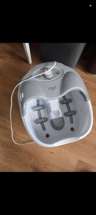 Masażer do nóg Adler