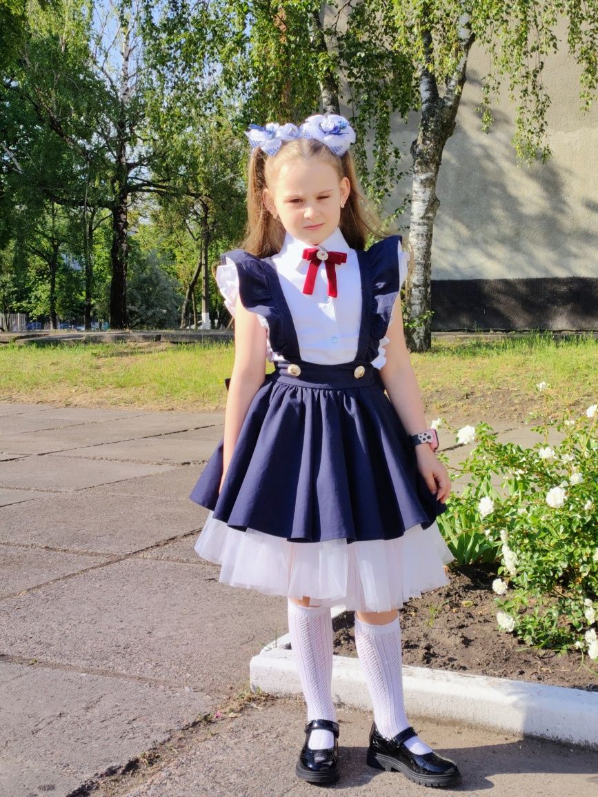 Костюм на 1 вересня 116+ tiny look