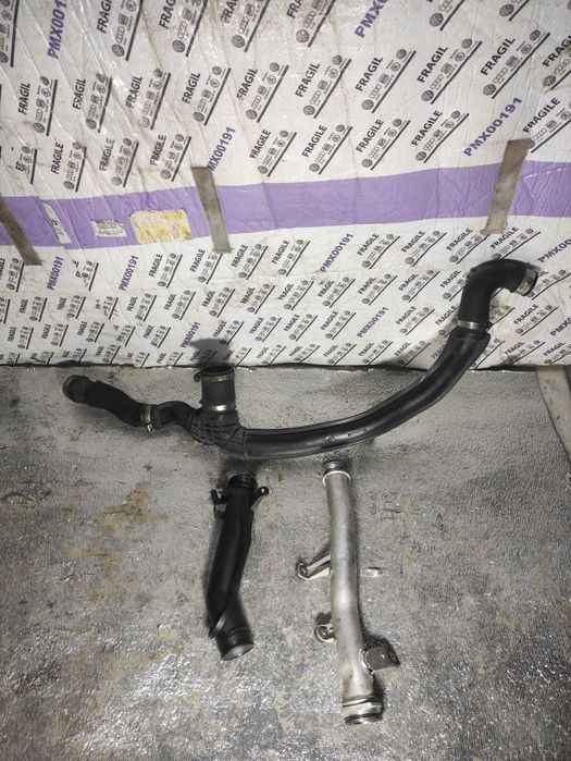 Патрубок охолодження інтеркулера турбіни VW Touareg NF Porsche Туарег