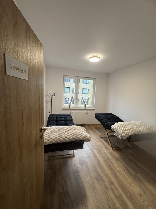 Podnajme gabinet dla stylitki paznokci,barbera lub makijazystki.