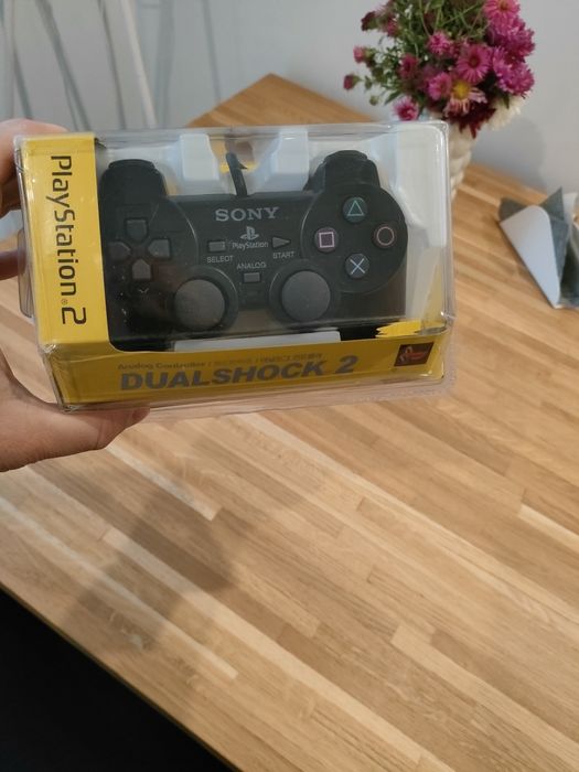 Pad po konsoli ps2