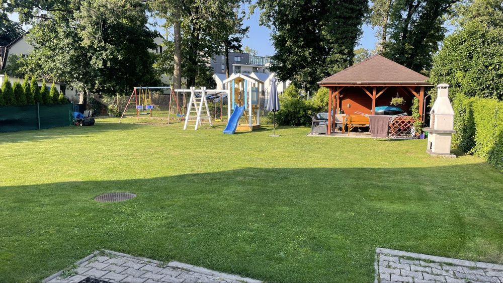 Różanka Rewal 100m do plaży - nocleg pokój pokoje morze ul. Różana 5