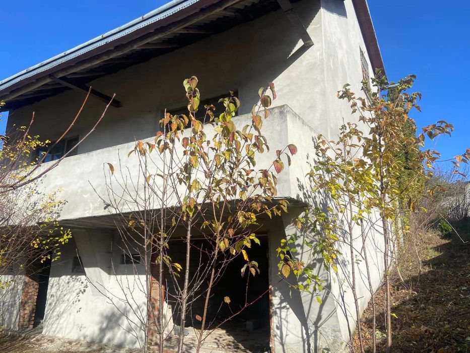 Продаж цегляного добротного будинку у Тернополі район Пронятин