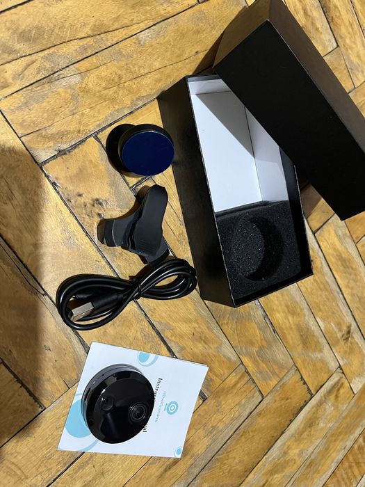 Відеокамера для нагляду за домашніми улюбленцями