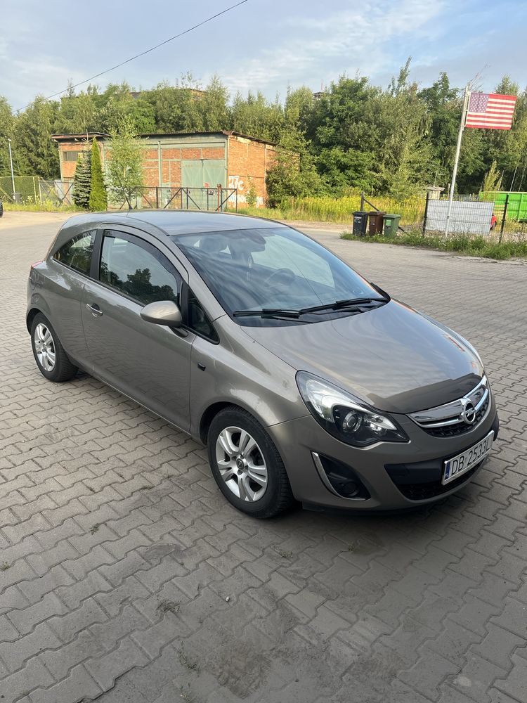 Opel Corsa d 1.4 benzyna automat