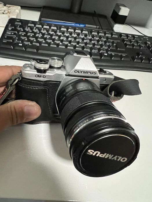Vendo Okympus OM-D-E M10 mark||