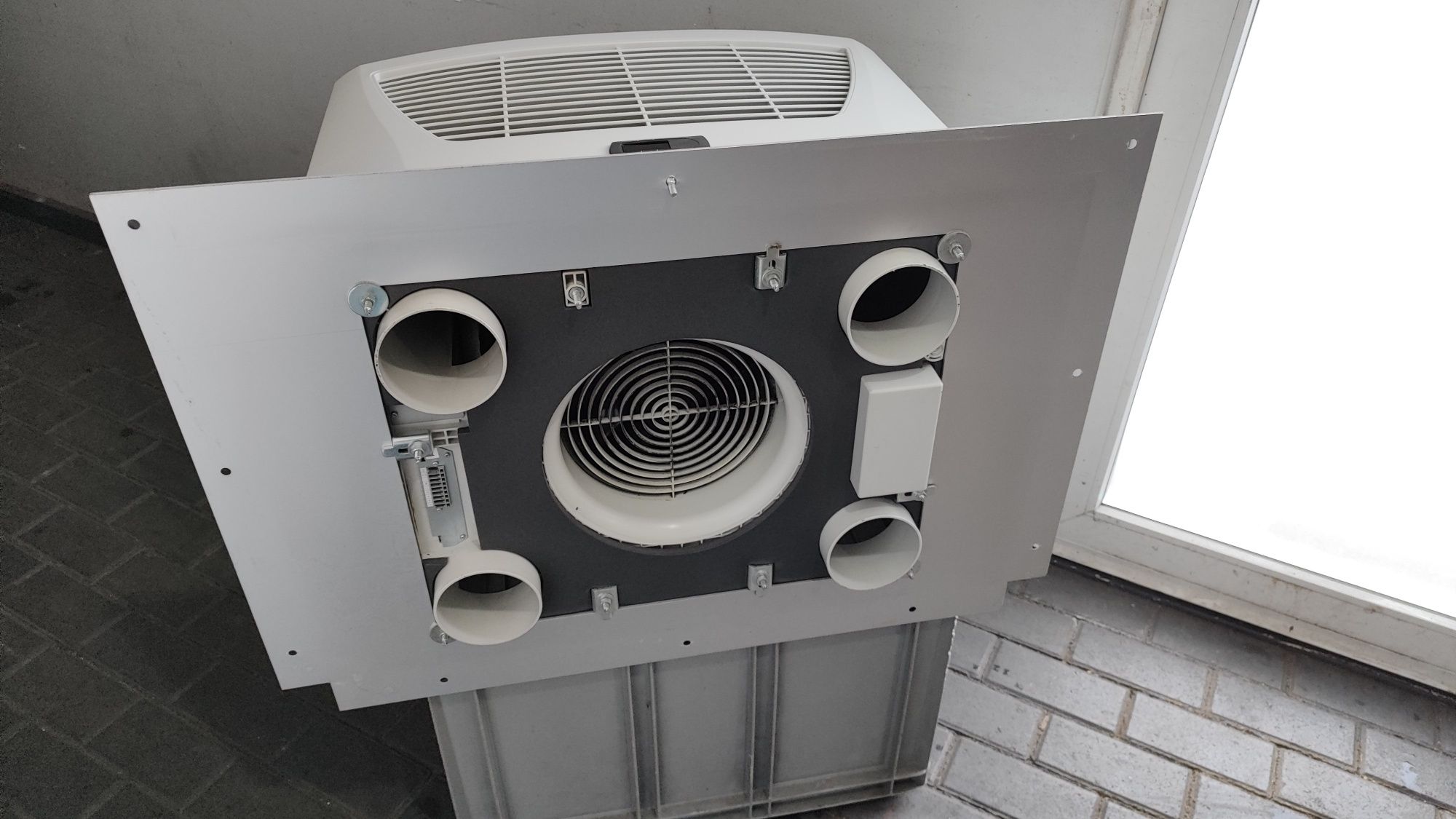 Klimatyzator Rittal SK 3209.100  powietrze woda
