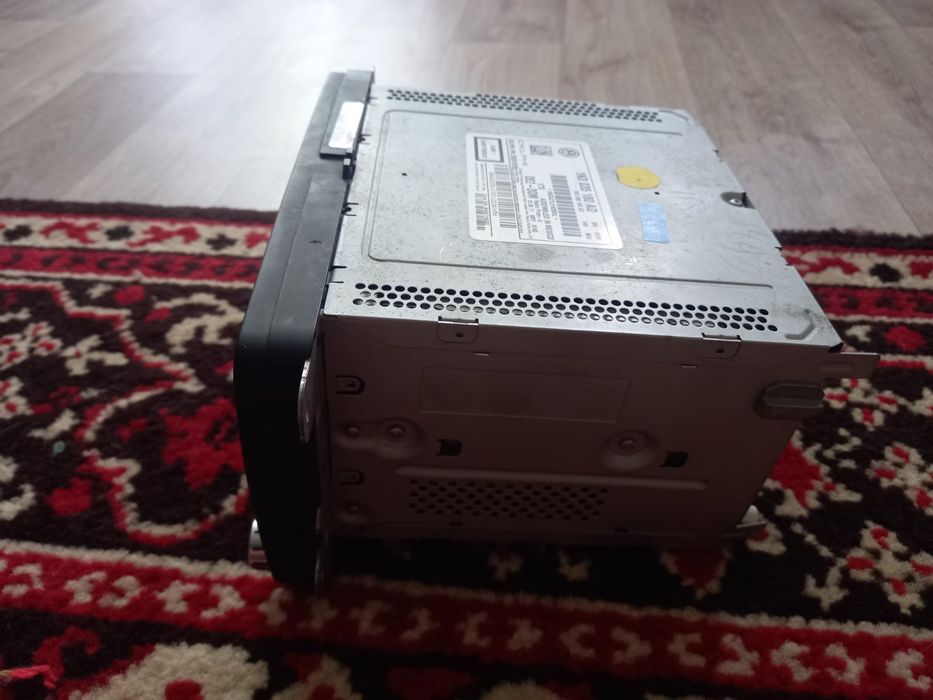 Продається магнітола на Volkswagen