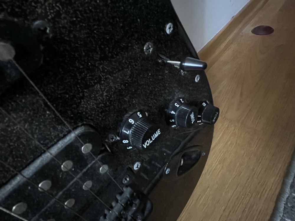 Gitara elektryczna Fender Squier Stratocaster HSS