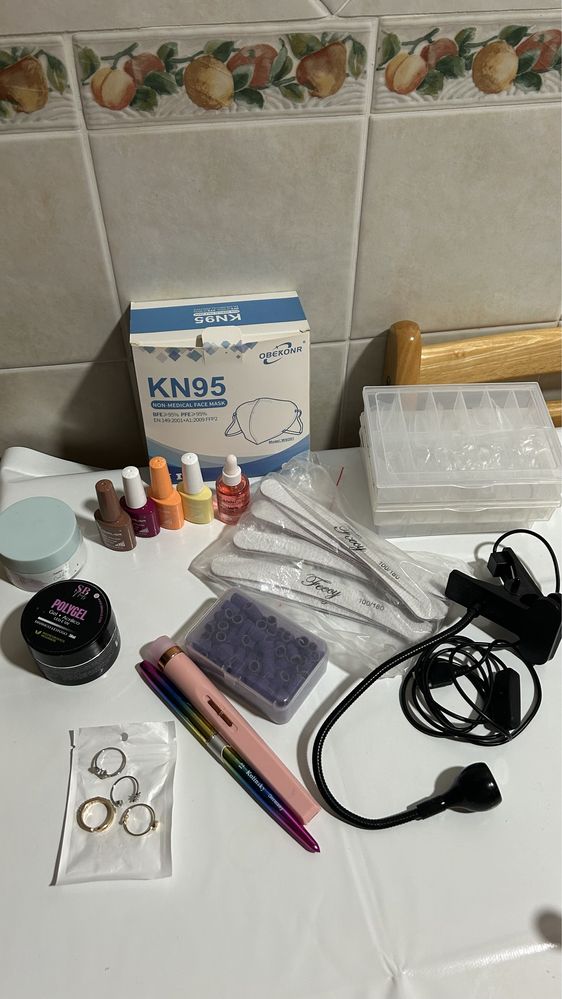 Kit de manicure verniz e gel