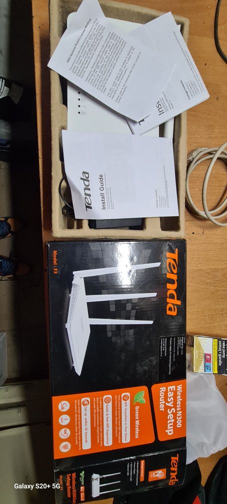 Router wifi Tenda f3