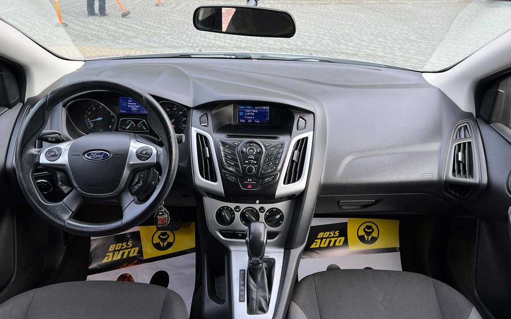 Ford Focus  2012