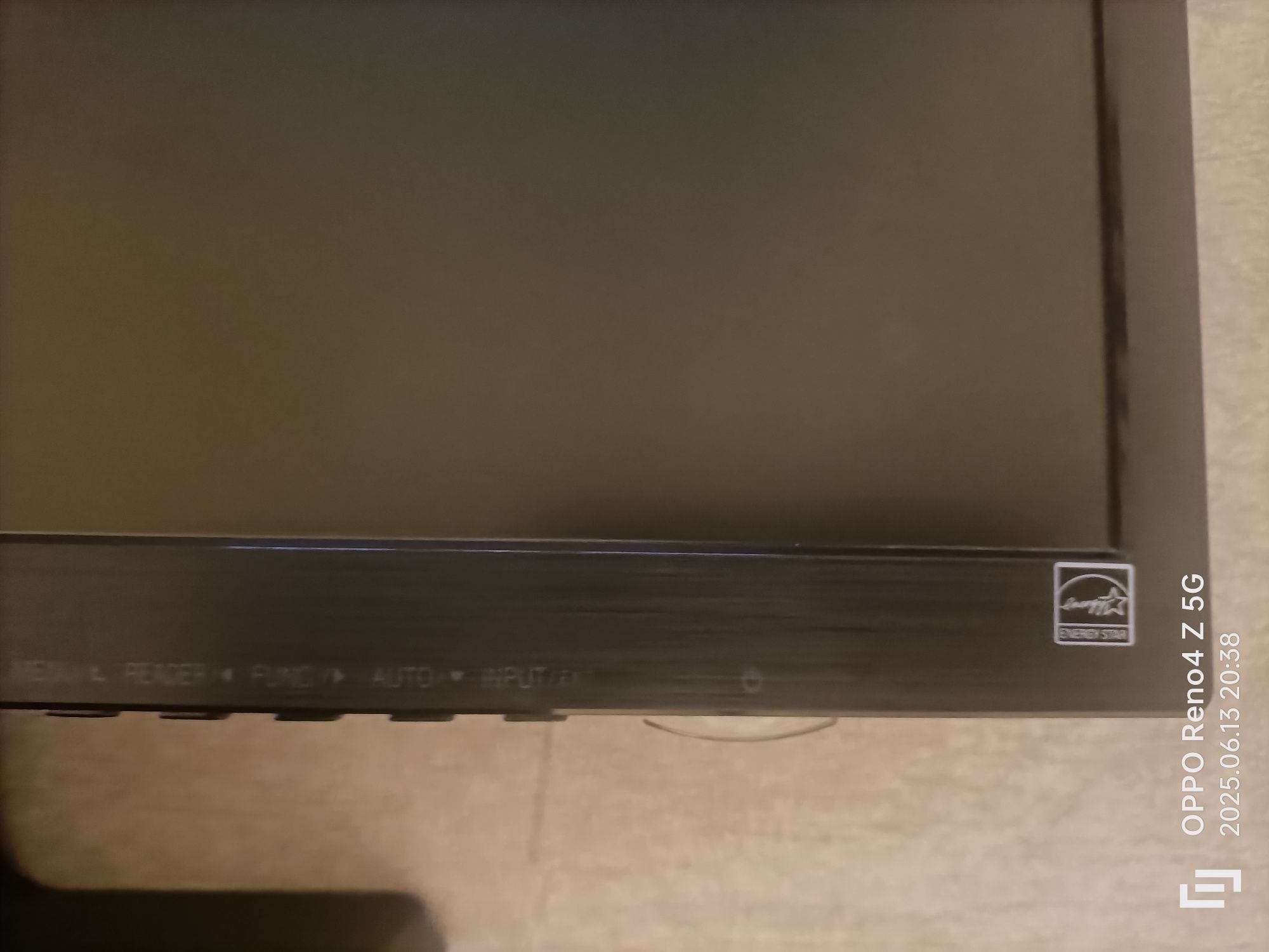 Monitor Led LG 22"
