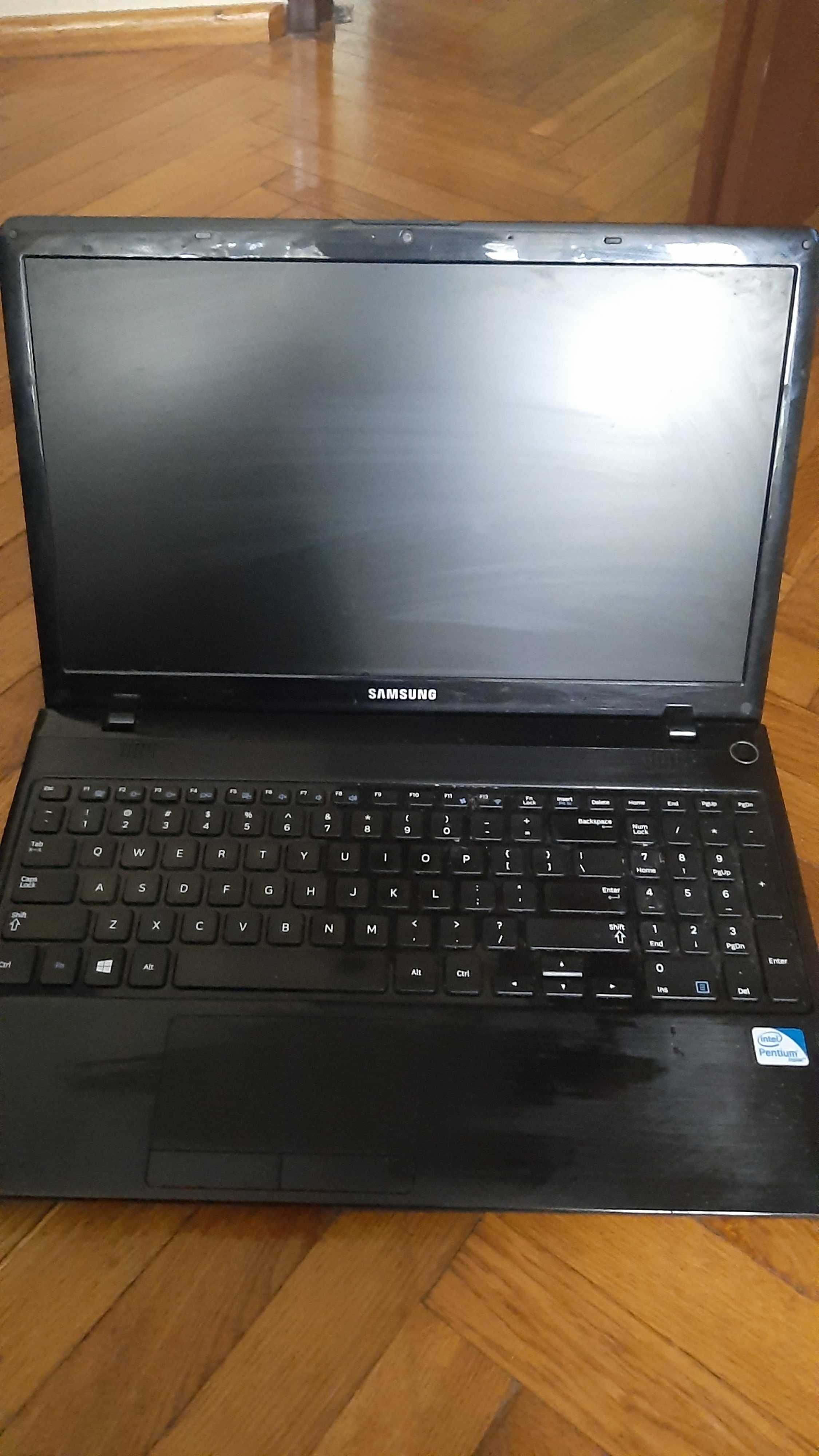 Laptop Samsung NP-350E5C