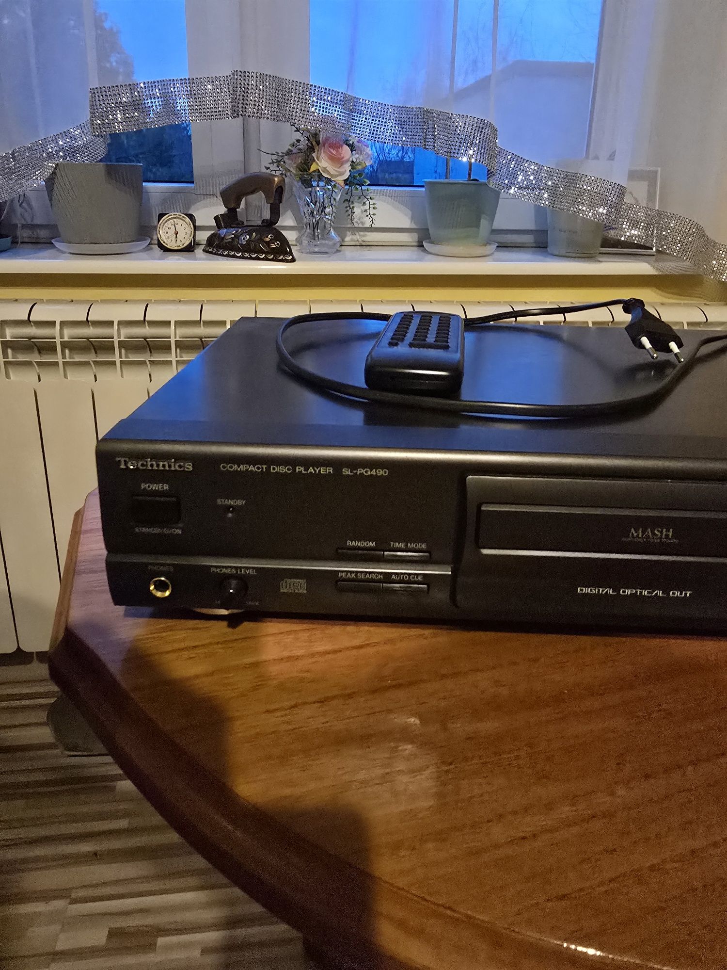CD Technics SL-PG490