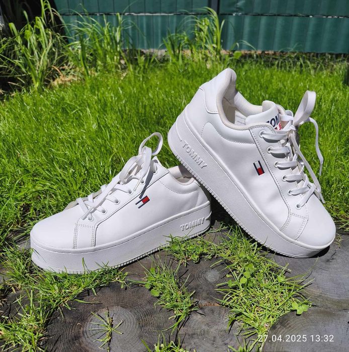 Sneakersy Marki Tommy Jeans