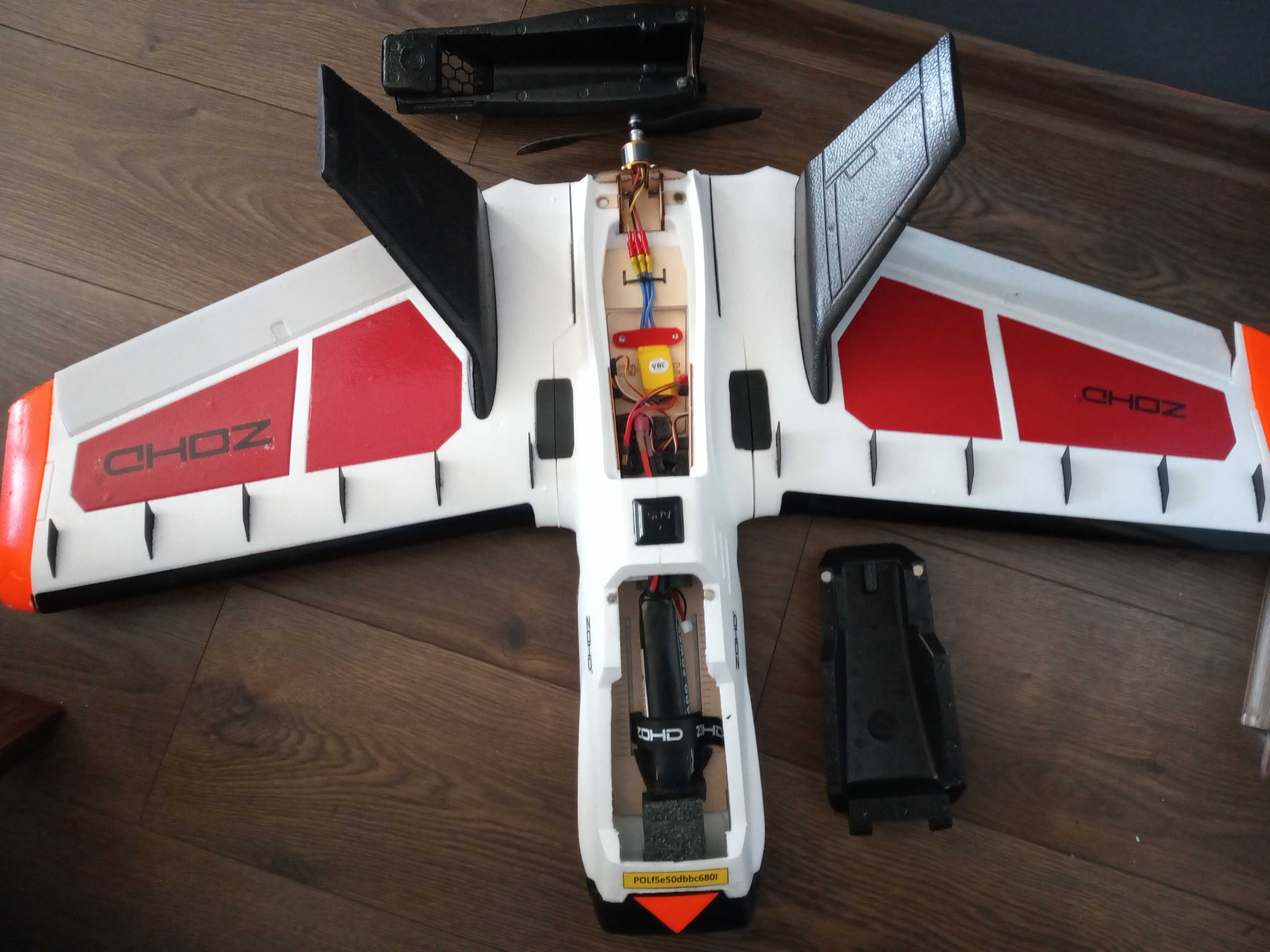 Dron FPV skrzydło ZOHD