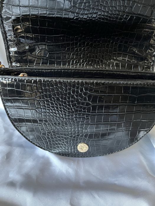 torebka czarna Guess